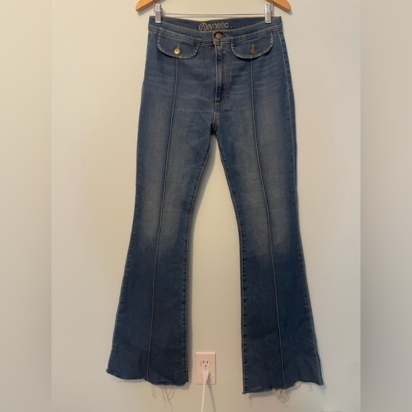 Roxy Acynetic High Rise Flare Jeans Size 29 - Picture 2 of 10